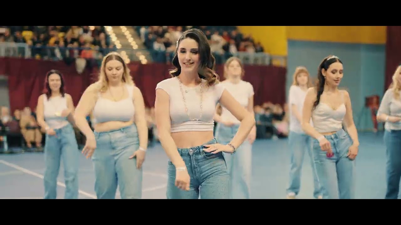 12.B osztálytánc (2025. december 4.) | Gundel Iskola