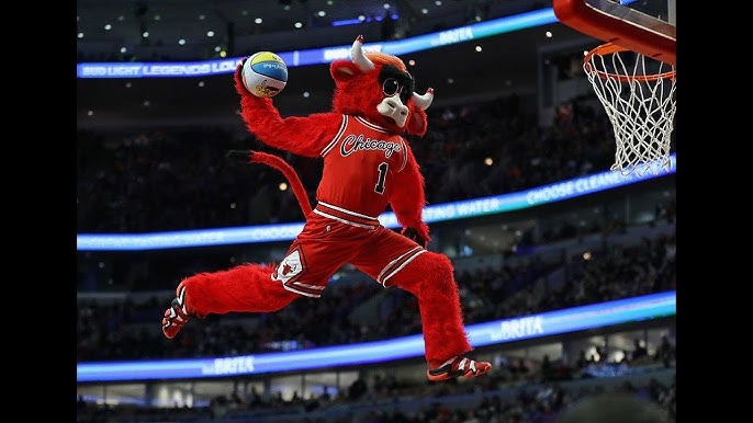 BENNY the BULL celebrated in STYLE! 🥳 #shorts 