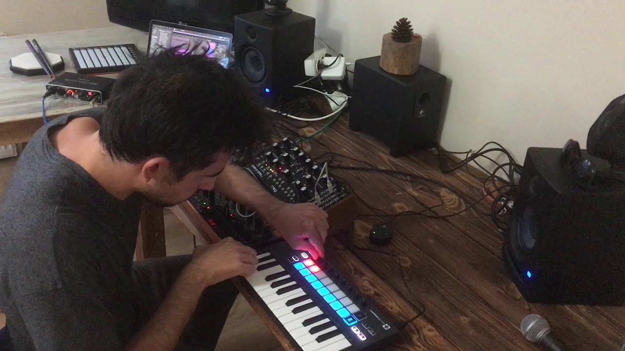 Amateur Jam (Mother 32, Crave, Volca sample, Launchkey mini mk3) YouTube