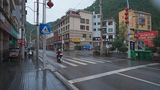 China county town walk on rainy day. Changshun, Guizhou・4K HDR