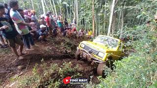 SERUNYA PARA PENONTON ! JEEP OFFROAD EXTRIM - DI TANJAKAN JANGKRIK !!