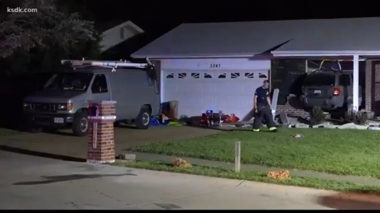 Car crashes into home in Bridgeton YouTube
