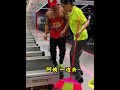這就是平時擰不開瓶蓋的女生嗎？#滿級女生 #擰不開瓶蓋的女朋友 #滿級人類 #搞笑#funny#專治不開心#shortsのサムネイル