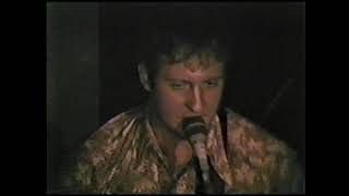 Hüsker Dü - 1983-12-16 - Love Hall, Philadelphia, PA (Live)