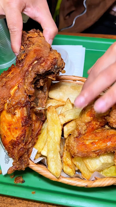 Trying Vizzio chicken in Cochabamba, would it be the best? #chicken #broasterchicken #cochabamba ...