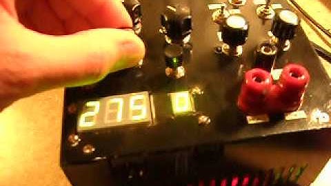 Function Generator with Frequency Display