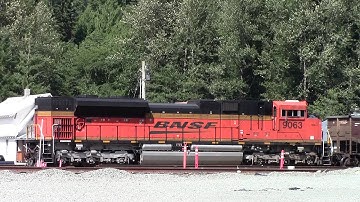 BNSF SD70ACe 9063 DPU Starts Up at Skykomish, WA