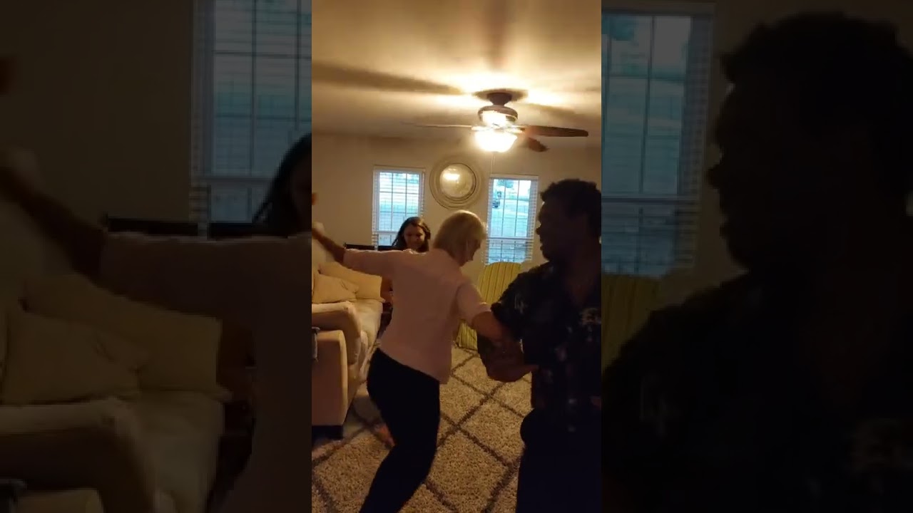 Учим американцы как танцевать по-русски