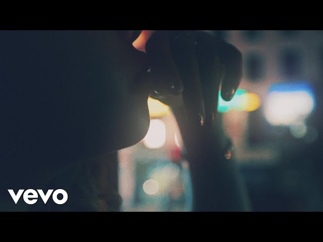 H.E.R. - Avenue (Official Video) class=