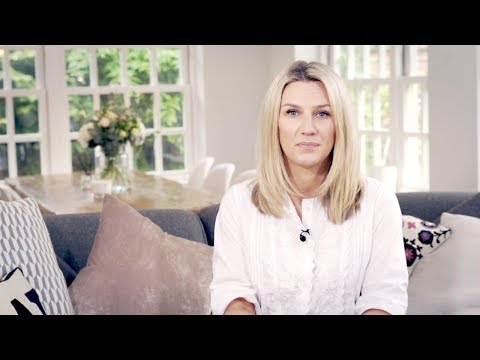 NEOM Feel Refreshed Scented Candle