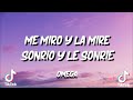 Me miro y la mire sonri y le sonre y yo la invite a bailar letra