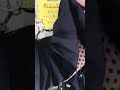 金沢 スカートめくり