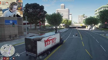 XQC Baits the Cops into Arresting Ramee | NoPixel GTA V RP