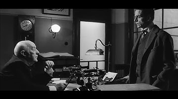 KAFKA (1991) Jeremy Irons Alec Guinness Joel Grey dir. Steven Soderbergh | SCENE