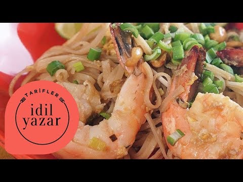 Video: Pad Thai'nin kuru olması mı gerekiyor?