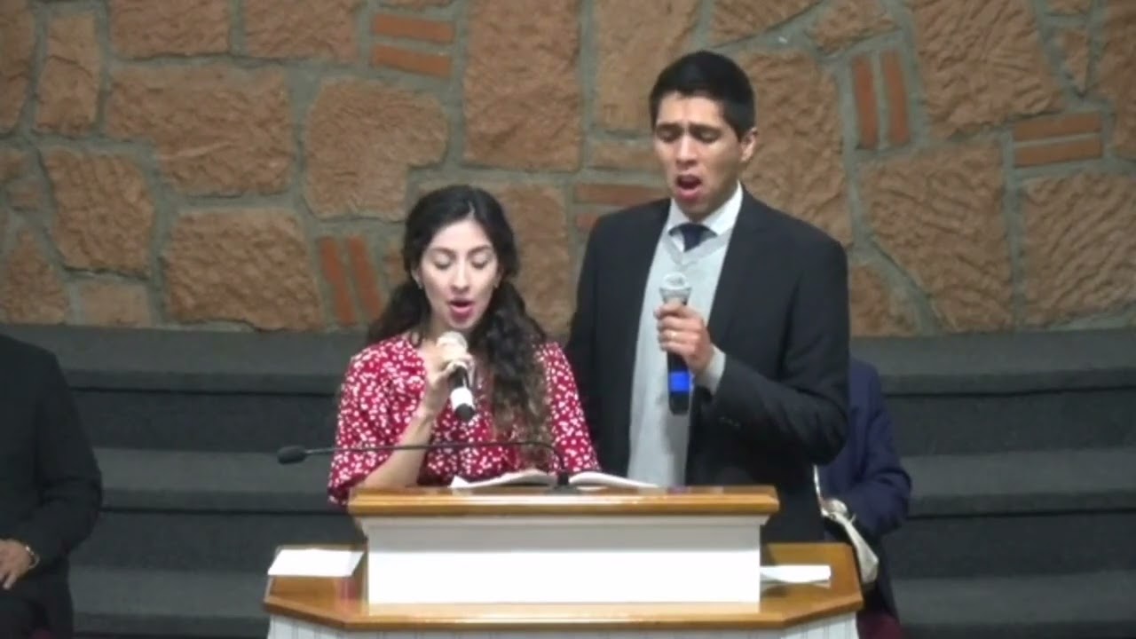 ¡Poderoso es Dios!/ God Almighty Is!