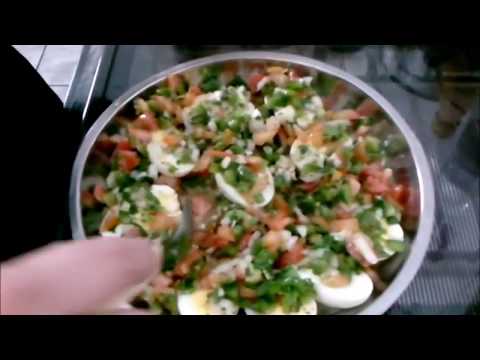 Vídeo: Como Ferver Ovos Para Salada