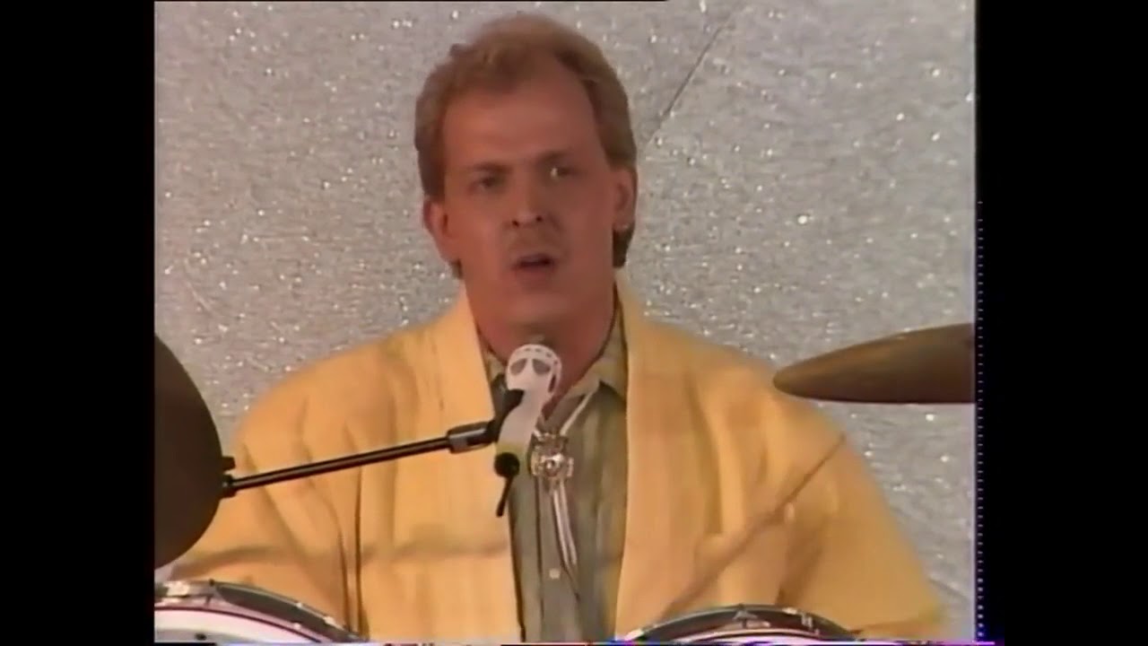 JIGGEN OCH HANS GÄNG LASSE STEFANZ FRÅN SKARA 1986
