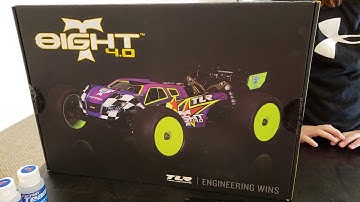 Losi 8ight-T 4.0 Build Series Part 1 - Unboxing