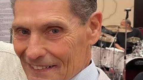 LARRY THOMAS RIP AA SPEAKER SPEAKING AT THE FRIDAY NIGHT RODEO MEETING IN WESTWOOD, ON APRIL 8, 2011