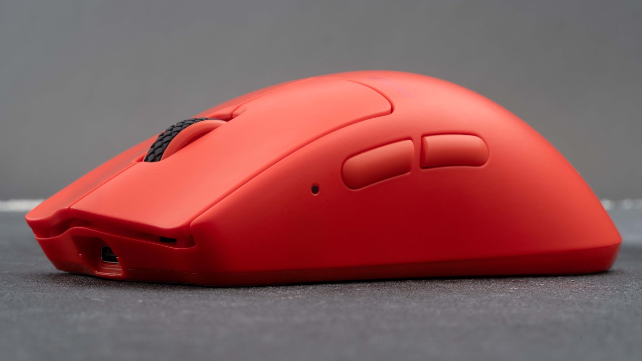 Pulsar Pro Series CARPE X Medium Gaming Mouse - YouTube