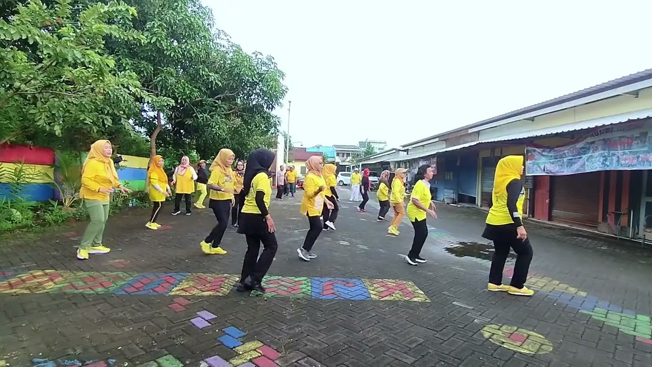 JANGAN TUNGGU LAMA LAMA Line Dance // Demo by KJS KUSUMA