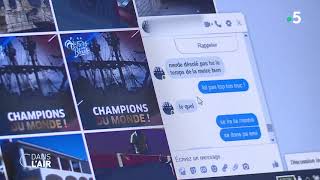 Nu Jambes Écartées... Le Cctvvmb ? Des Années 2020