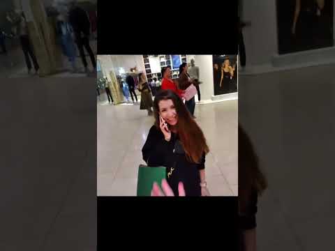 شما نظر تون رو کامنت کنید وقتی یک همشهری خودتون نه بلکه هم زبان خودتون رو در اروپا میبینید چه حس دار