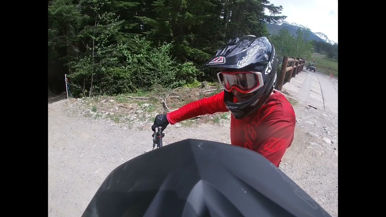 Whistler opening day and the bear was on Aline