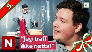 Luke 5 🎄🎅  Kristoffer Olsen Får Overtenning Når Han Skal Knekke Nøtter | Kongen Befaler Julespesial