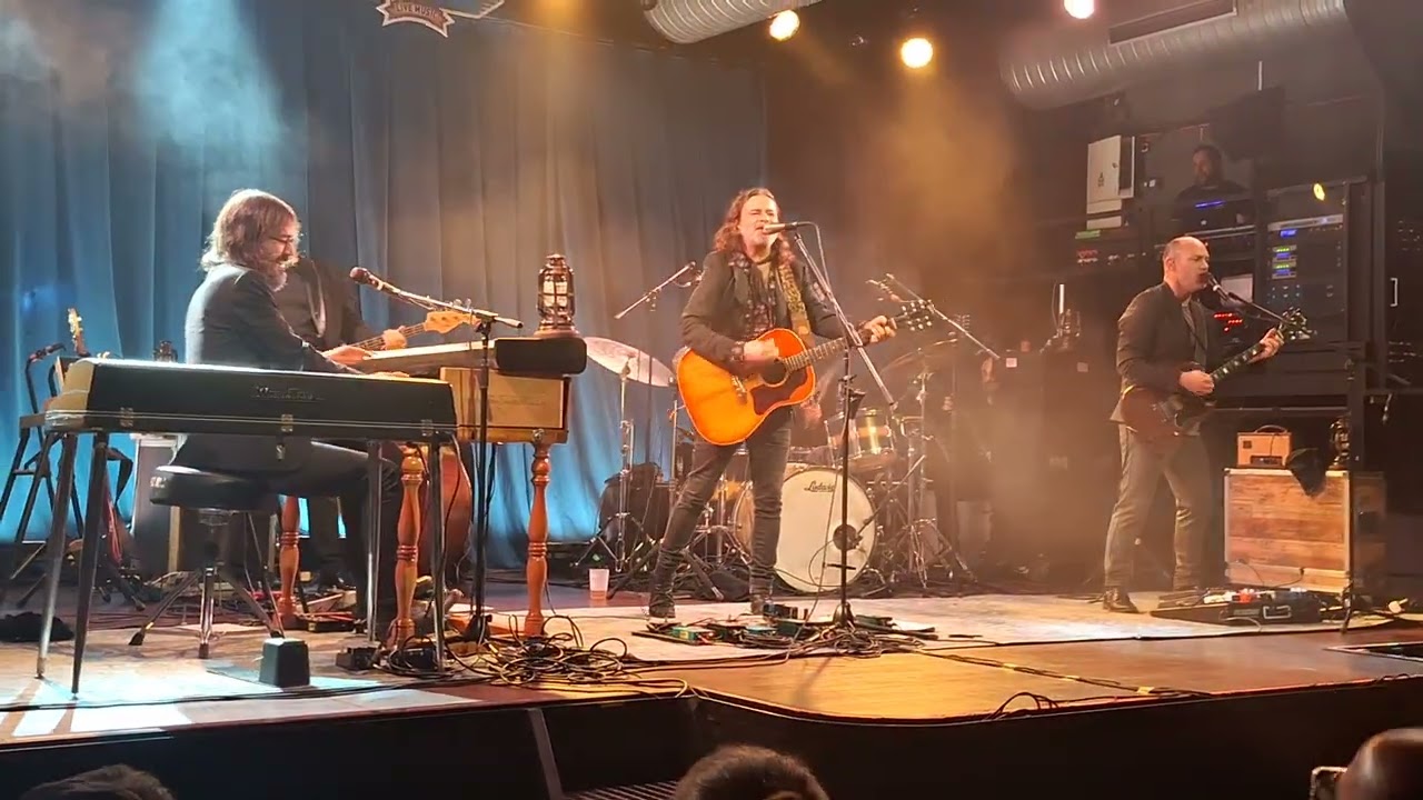 Quique González. Kamikazes enamorados.