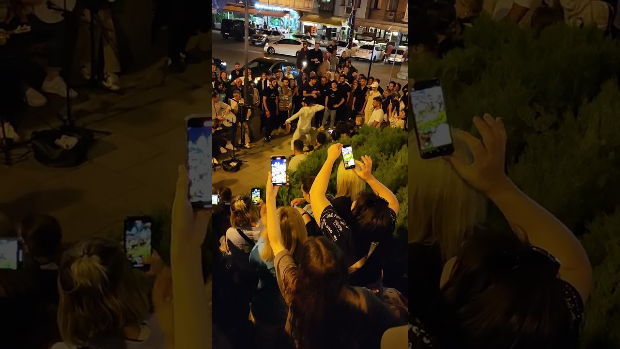 Beautiful Georgian folk music and dance in Tbilisi with surprise final