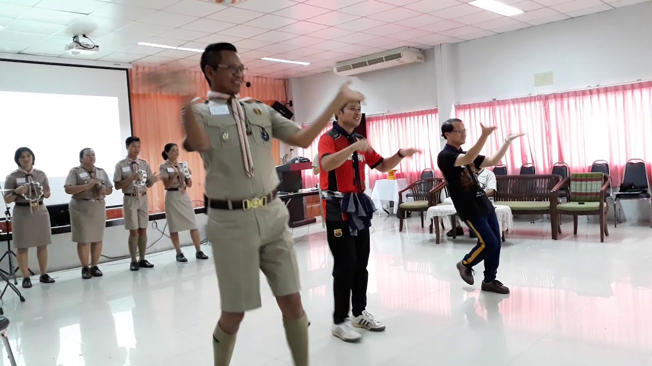 เพลงส่งยิ้มแจกยิ้ม อ.พนม รอดสันเทียะ