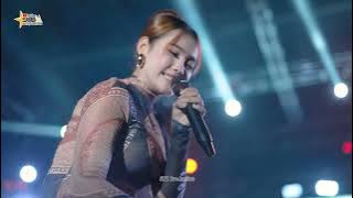 Tambal Ban - Adel Salsabela - Mahesa Music at Grebeg Besar Demak 2025