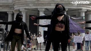 Mexico City Dance Students Protest Sexual and Gender Violence in April 2021