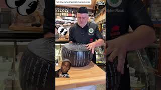 Black Cheese from Italy?! 🇮🇹 Bella Lodi Explained in 30 Seconds