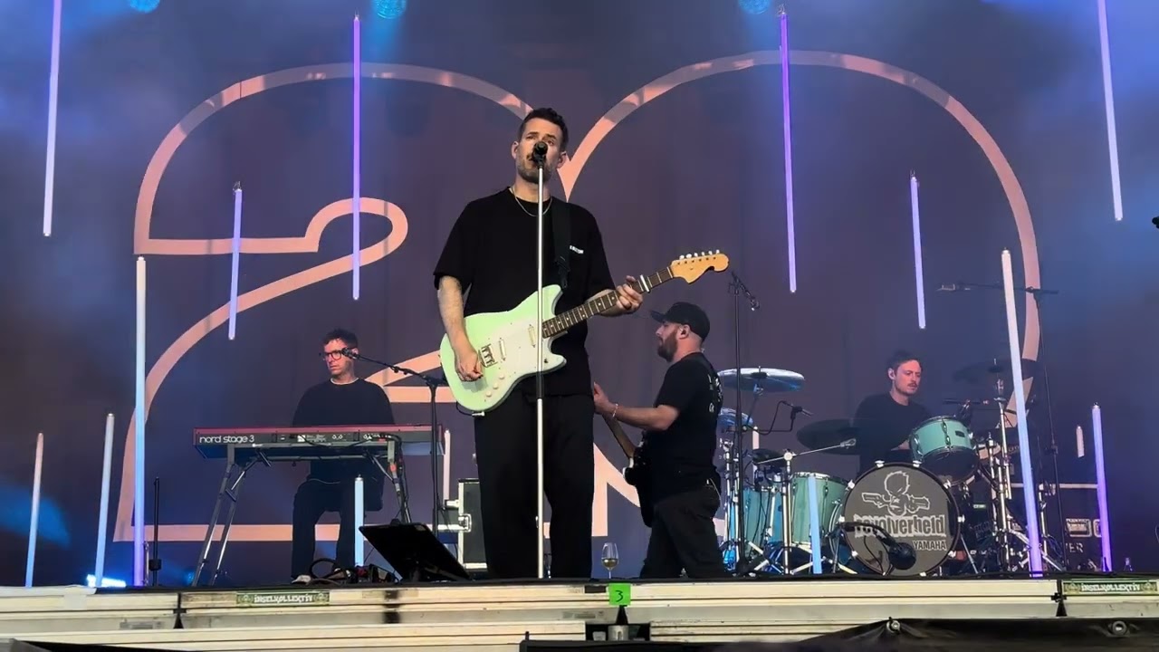 BEACH DAYS 2025 I Revolverheld 