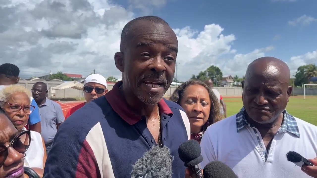 Ary CHALUS répond aux critiques