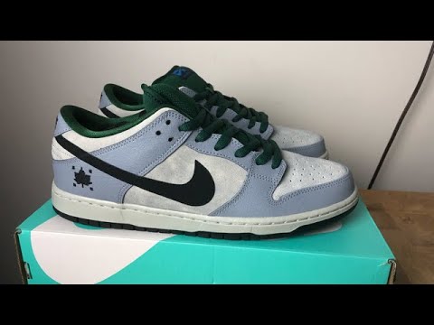 【希少】NIKE SB DUNK LOW PRM “Maple leaf”