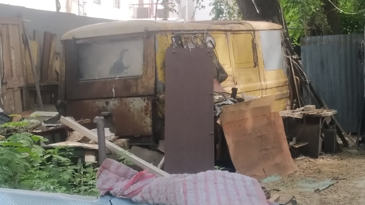 Заброшенный Микроавтобус ЖУК - YouTube