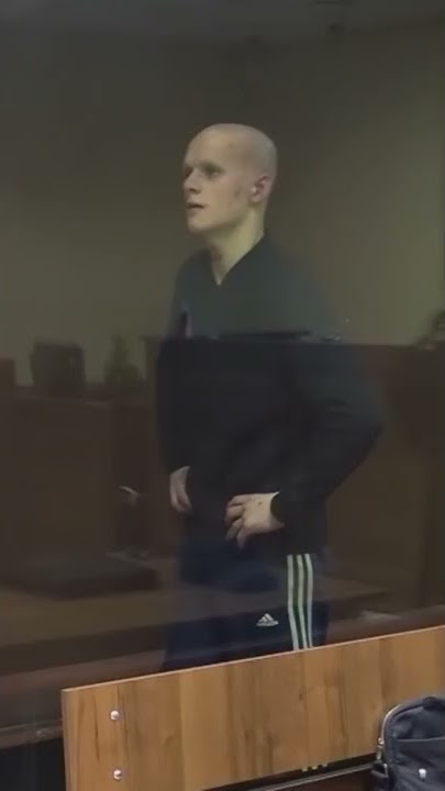 Russian Man ATTEMPTS COURTROOM ESCAPE Through Ceiling | Court Cam | A&E #shorts