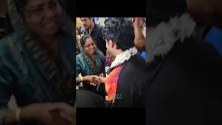 ആര്യ മോനെ നീ വിഷമിക്കണ്ട ഞങ്ങൾ ഉണ്ട് കൂടെ 😍ആരാധിക ആര്യനെ കണ്ടപ്പോൾ 😍#aryan #viral #fypシ #video