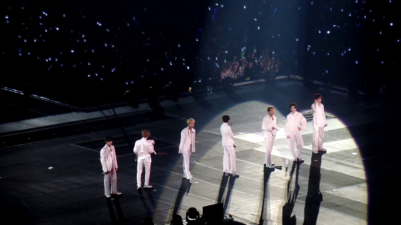 BTS - Speaking portuguese, singing Airplane pt.2 @ São Paulo / Brazil 25.05.2019