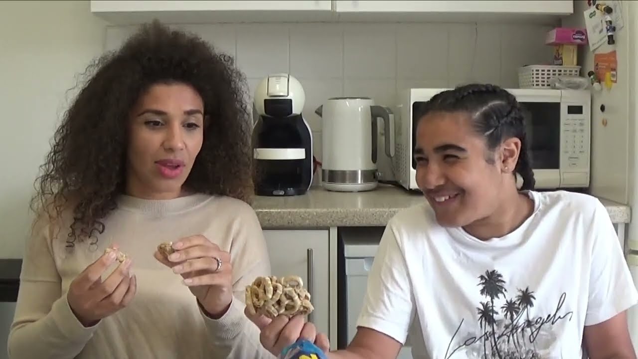 Gingerbread Flavoured FLIPZ | Try it Tuesday | REVIEW