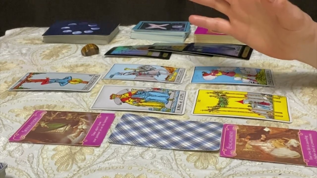 اختار كرت تاروت :حط شخص ببالك هل هو حب / اعجاب /صداقة 💖مصير العلاقة خلال شهرين  #اختاركرت #الكراش