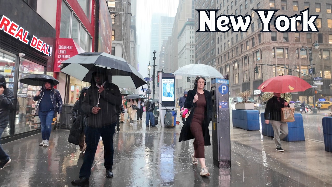 New York, Amerika Serikat | NYC | Tur Jalan Saat Hujan 4K