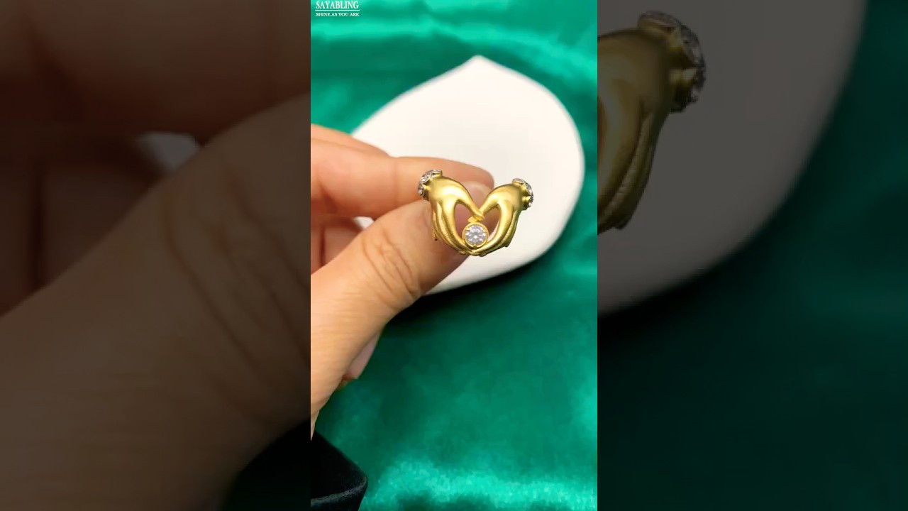 Sayabling Vintage Sandblasted Love Hands Promise Ring