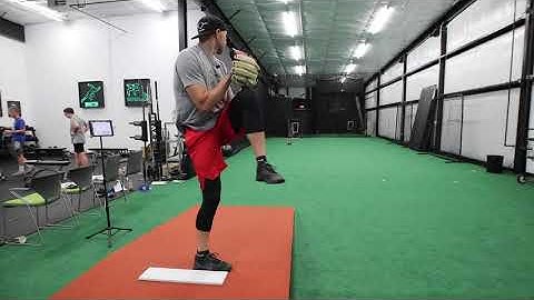 Robby Rowland Light Bullpen Clips w/ Rapsodo Talk at Pitching Performance Lab