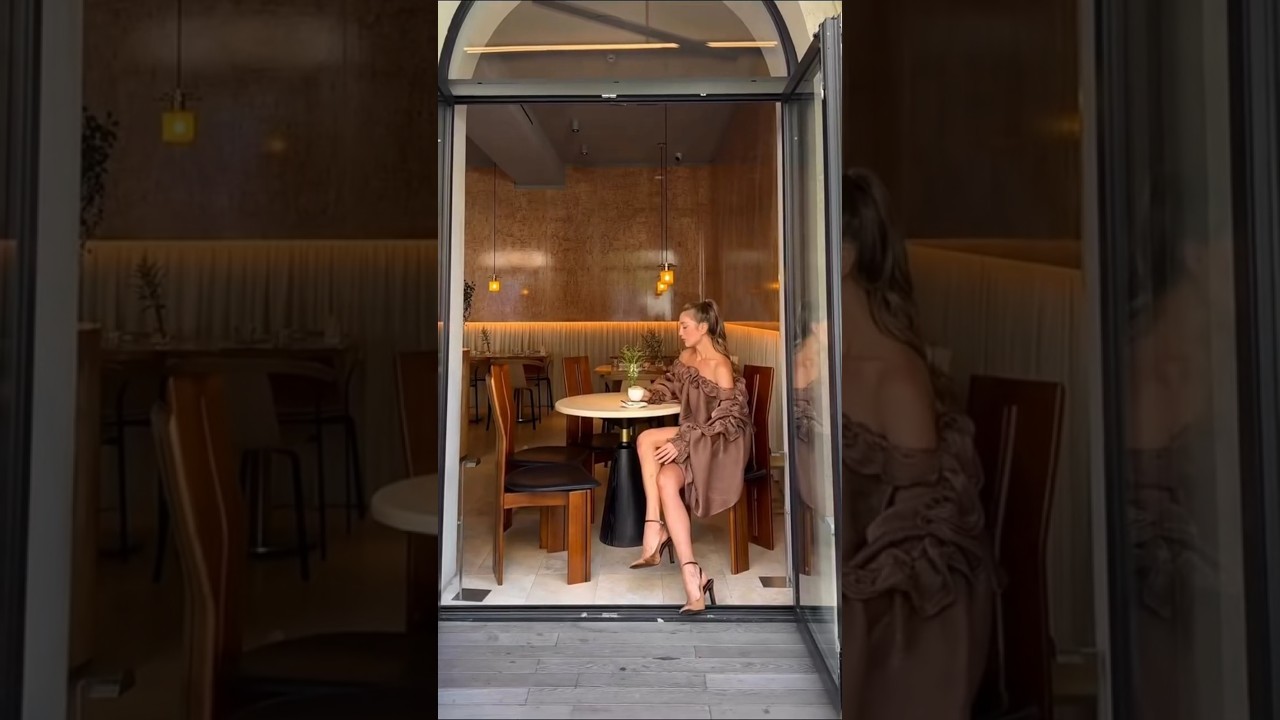 “Simple, sculpted, and stylish.” 