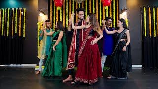 Bole Chudiyan Dance Video | wedding Dance Video | Bollywood Dance Choreography Resimi